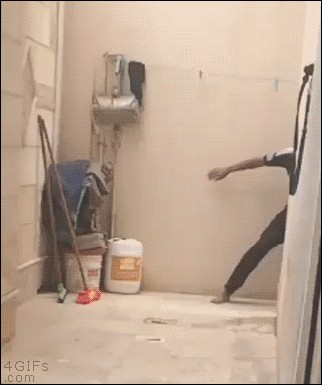 Gif Cuando el jefe me busca para un problema urgente