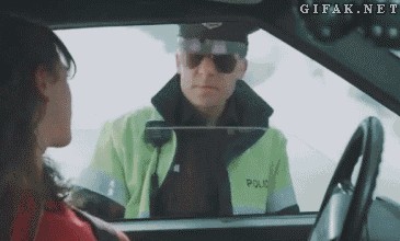 Gif Cuando una compañera guapa tira el servidor